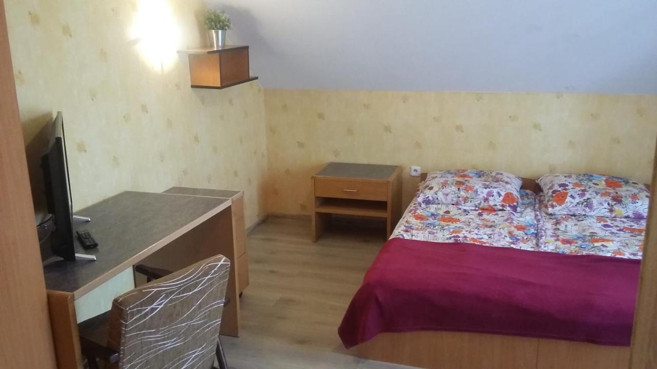 Laguna Jastrzebia Gora Bagian luar foto